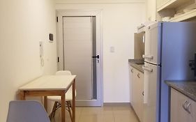 Delfina Suites 3A